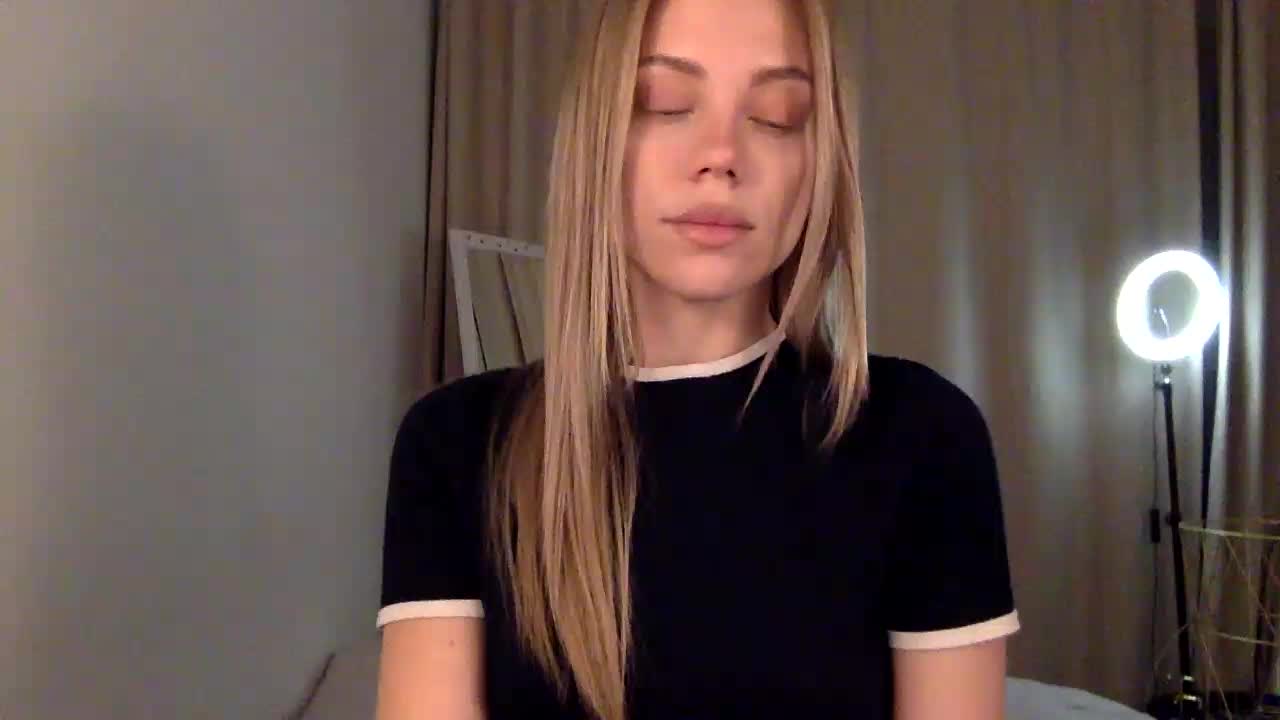 krazyBitch Adult Chat March 18, 2026