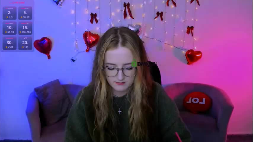 luna_berryy Adult Chat March 18, 2026