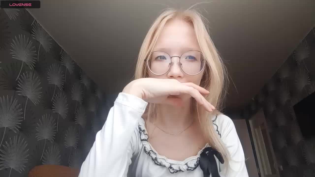 DanelleLaday Adult Chat March 18, 2026