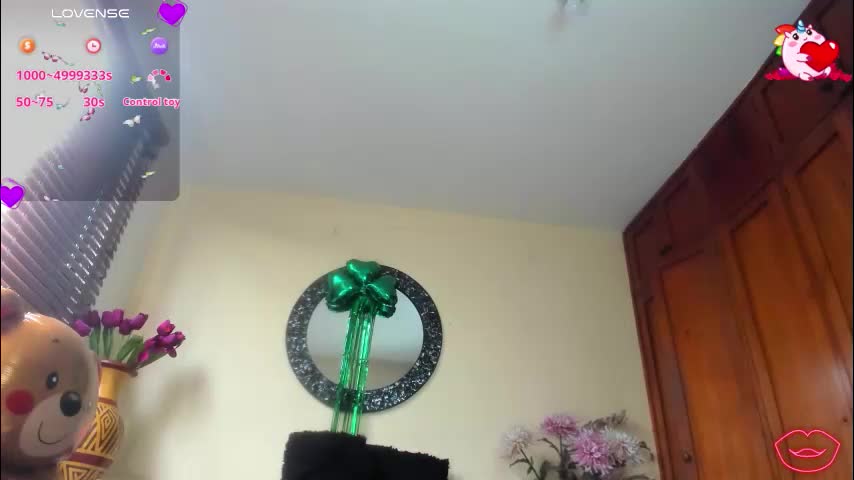 nicole_santana_ Adult Chat March 18, 2026