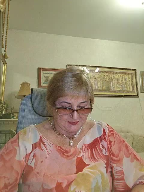 KarinkaSweet Adult Chat March 18, 2026