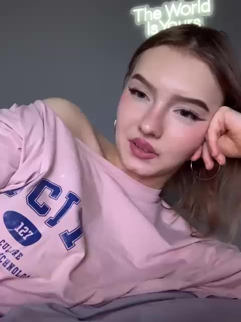 -Nezukoo- Adult Chat March 18, 2026