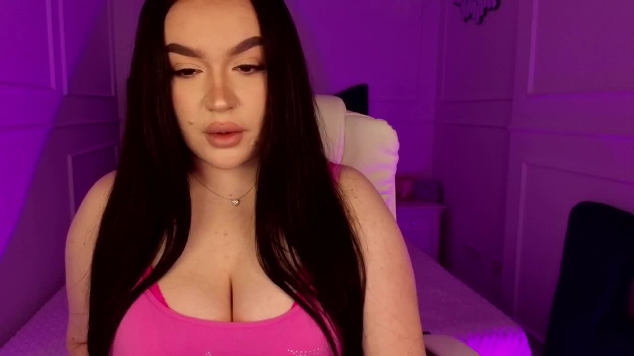 tinafox Adult Chat March 18, 2026