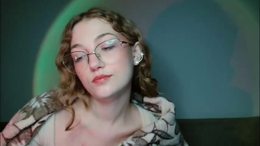 lily_tayberry Adult Chat March 19, 2026