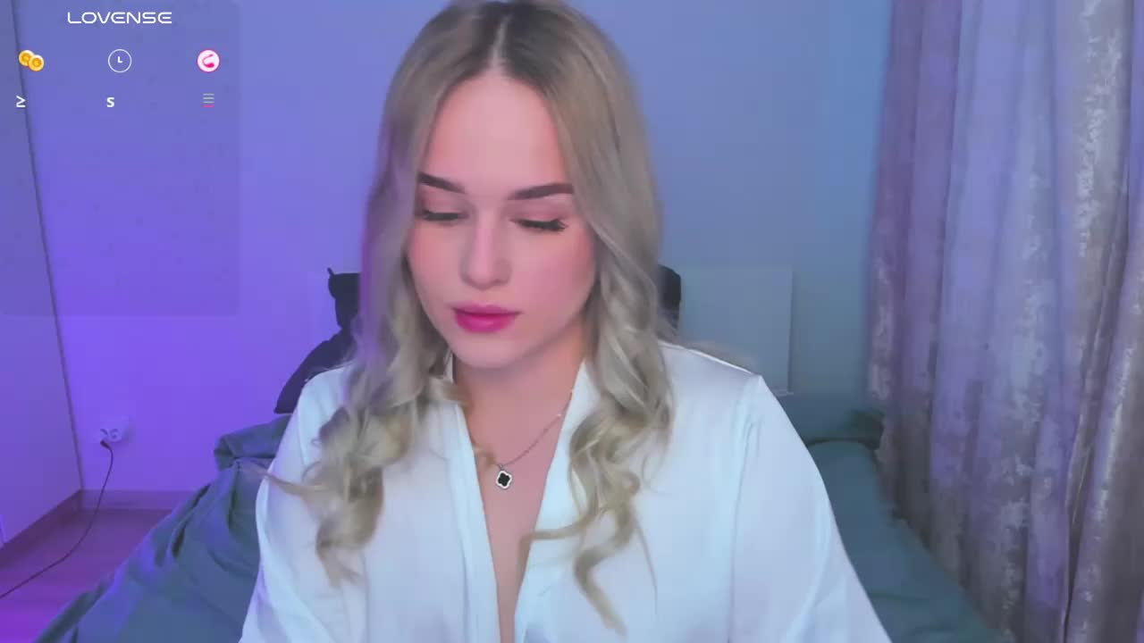 EllenSoftt Adult Chat March 18, 2026