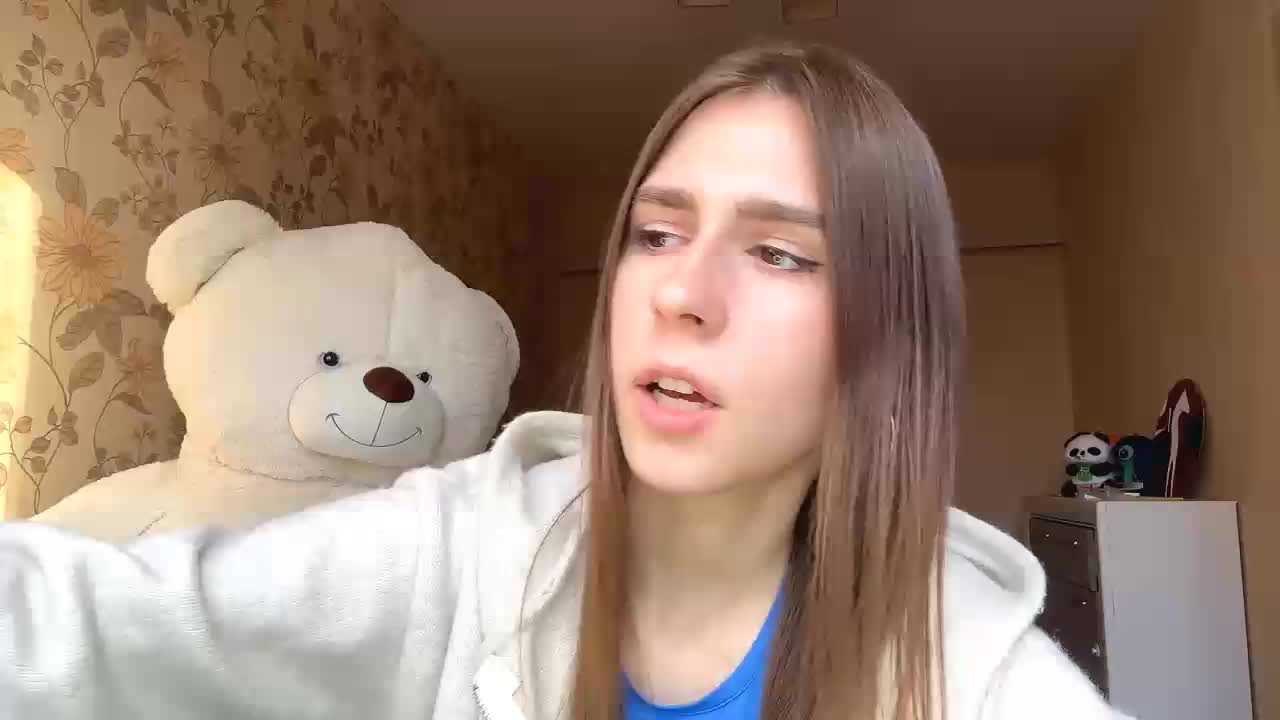 AshantiBadolato Adult Chat March 18, 2026