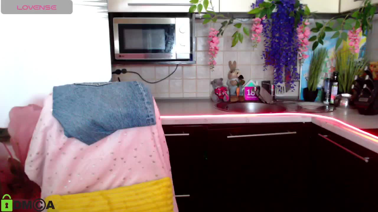 KathelinBrik Adult Chat March 18, 2026