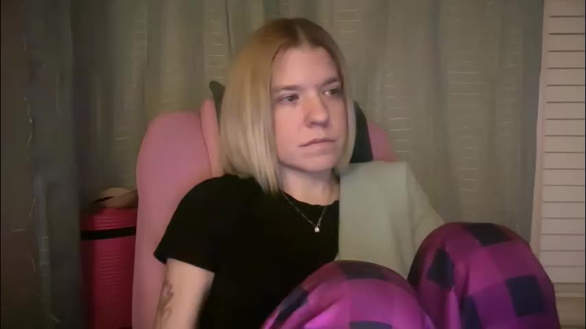 ebony8ivory Adult Chat March 19, 2026