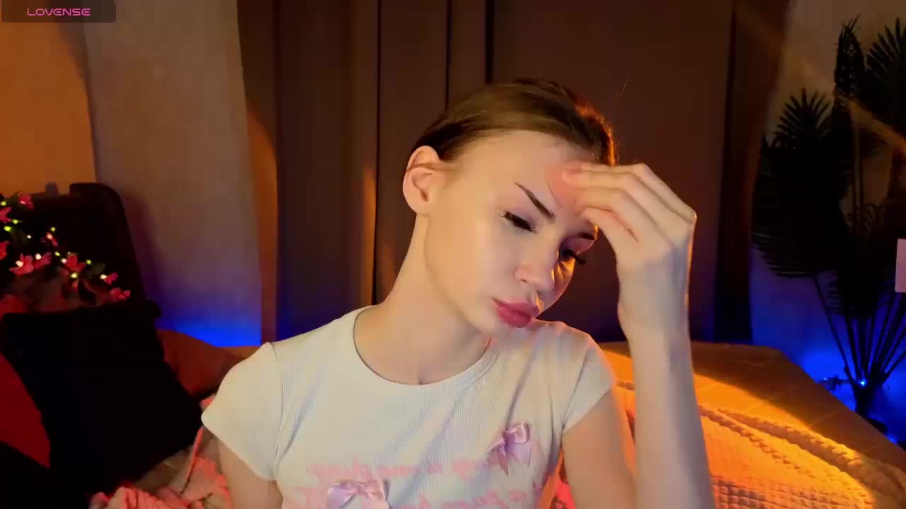 JennieHunter Adult Chat March 18, 2026