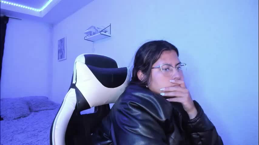 ladybrown_16 Adult Chat March 18, 2026