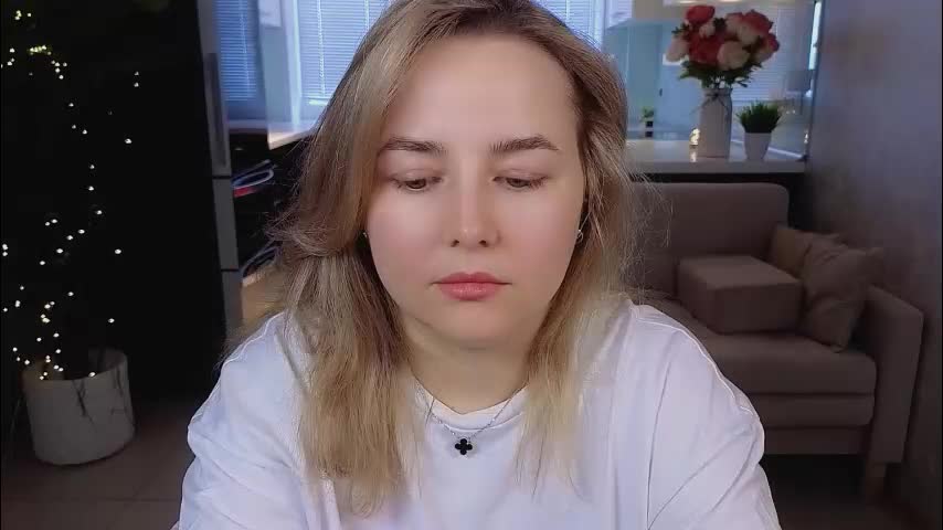 mira_mermayd Adult Chat March 18, 2026