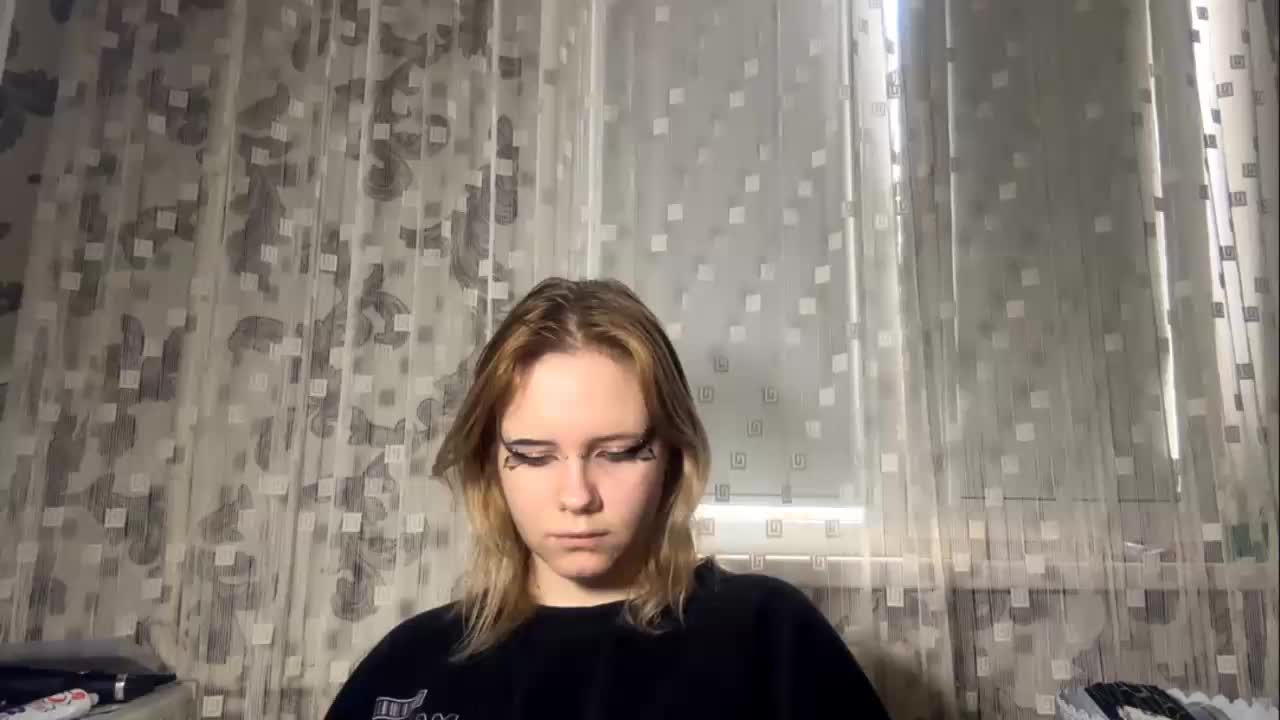 LaelVeller Adult Chat March 18, 2026