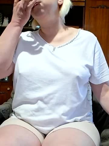 Vika211 Adult Chat March 18, 2026