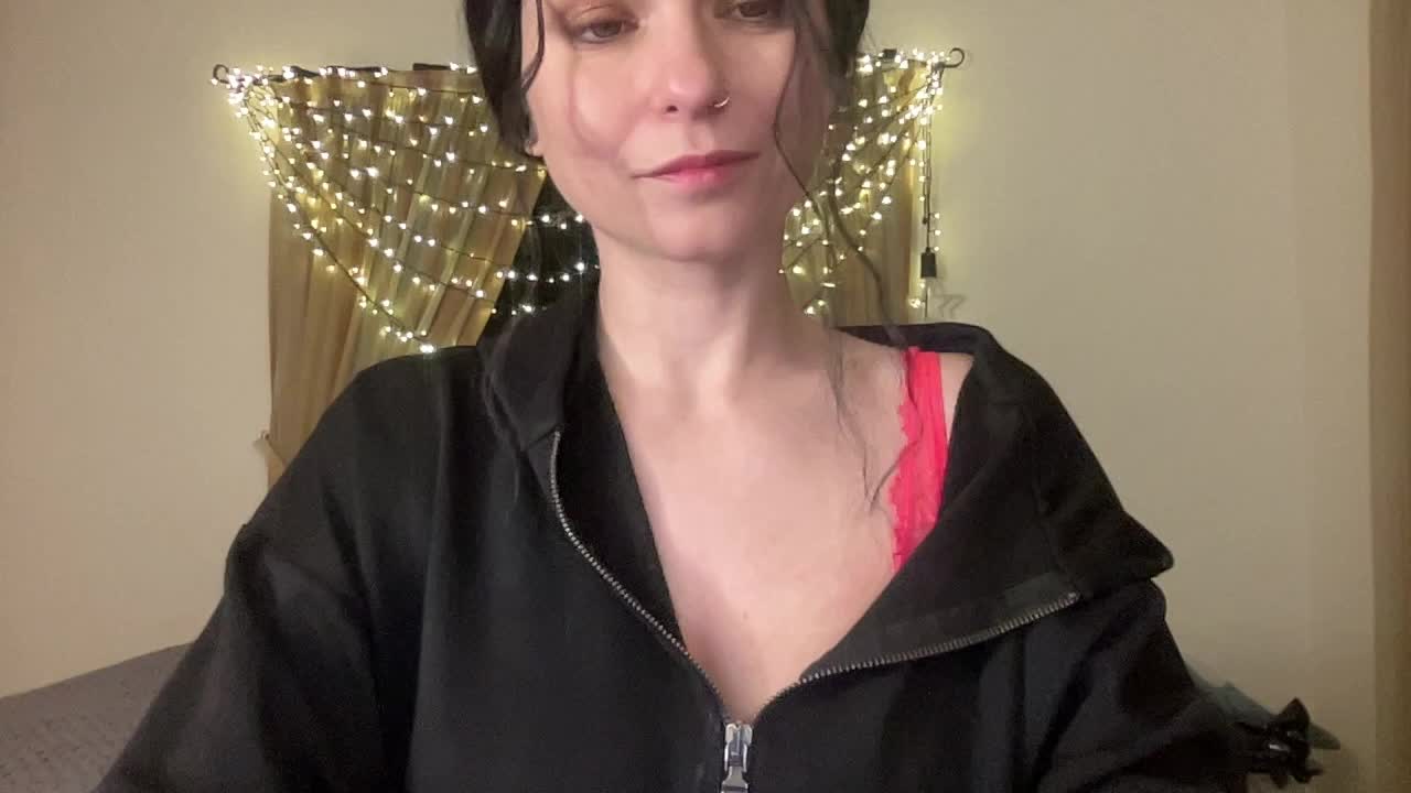 LilithNewdawn Adult Chat March 18, 2026