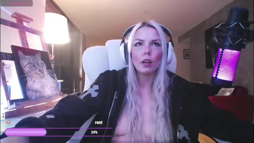 tinykylie Adult Chat March 18, 2026