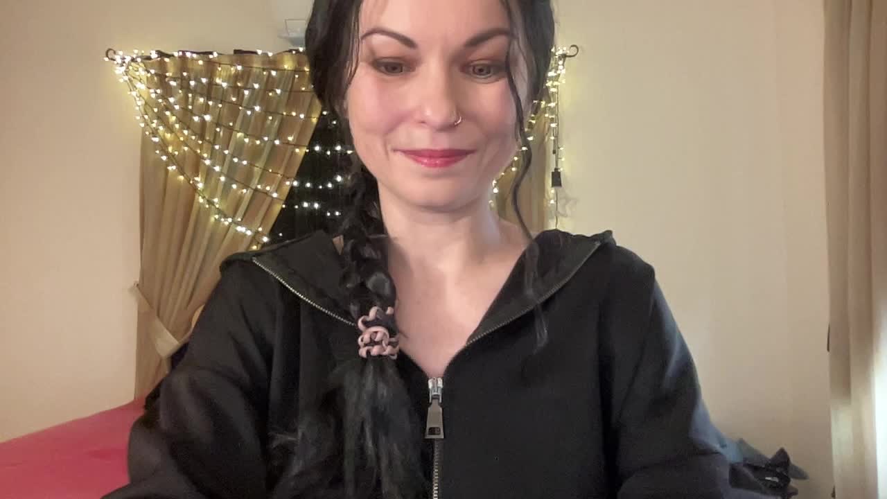 LilithNewdawn Adult Chat March 18, 2026