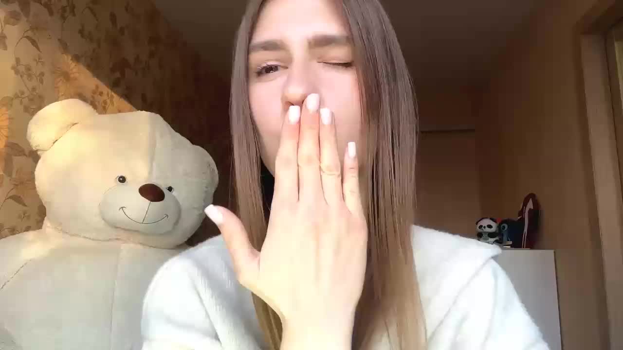 AshantiBadolato Adult Chat March 18, 2026