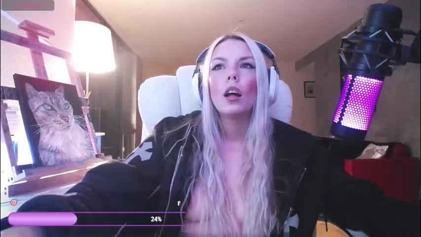 tinykylie Adult Chat March 18, 2026