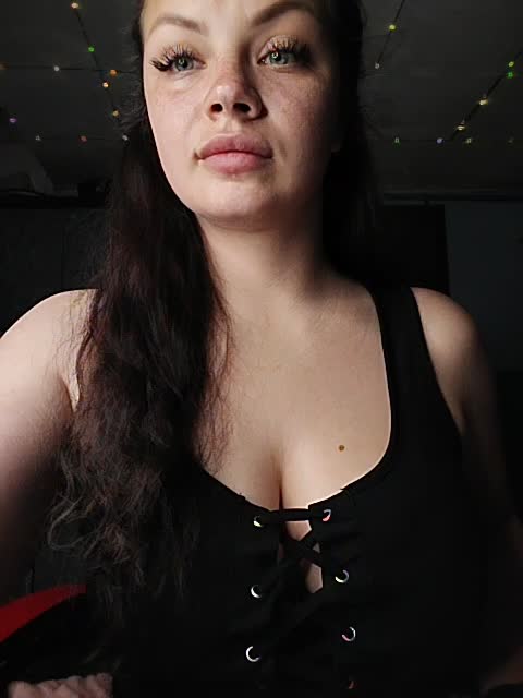 Sweet-Candy88 Adult Chat March 18, 2026