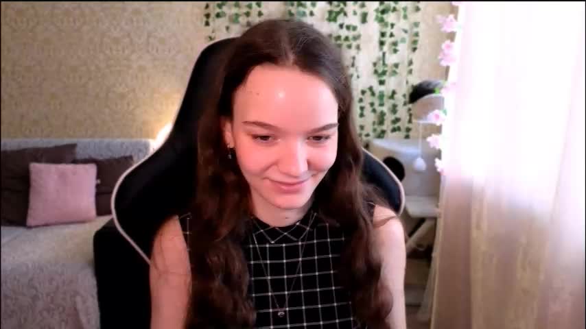 pink__sun Adult Chat March 18, 2026