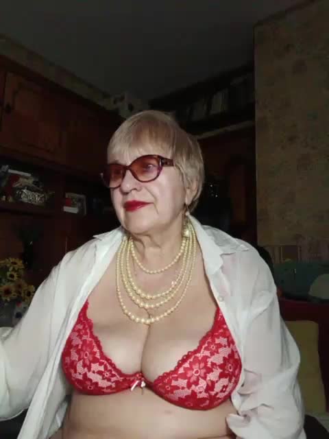 SweetCherry00 Adult Chat March 18, 2026