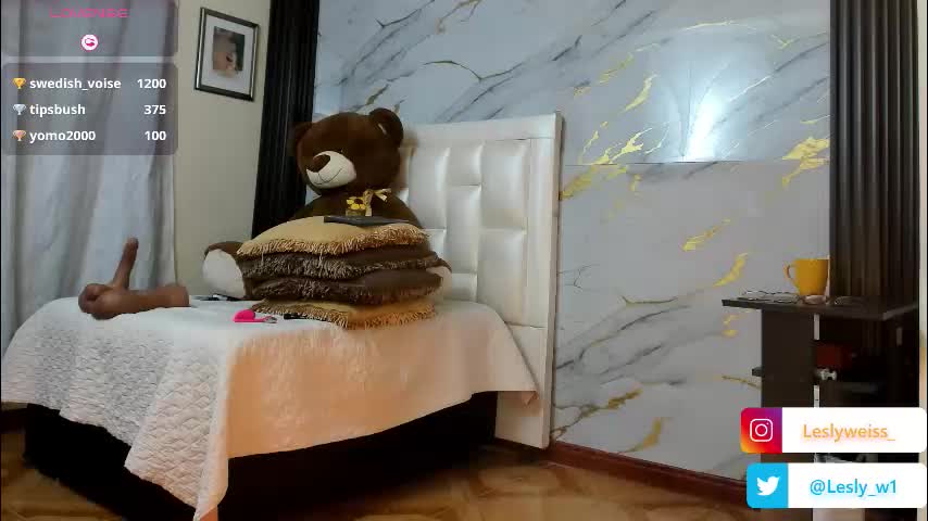 lesly_w Adult Chat March 18, 2026