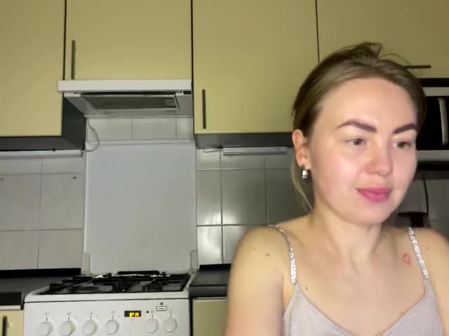 MartaLuna Adult Chat March 19, 2026