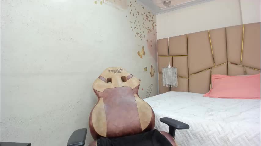 meredith_huntt Adult Chat March 19, 2026