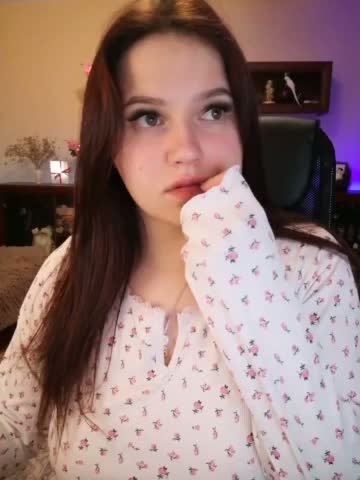 JuliaHesperaks Adult Chat March 19, 2026