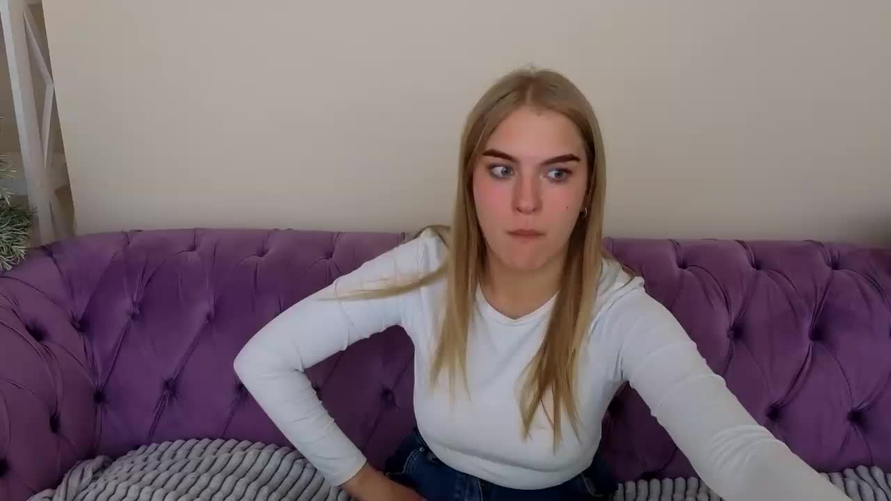 AlinaLemon Adult Chat March 19, 2026