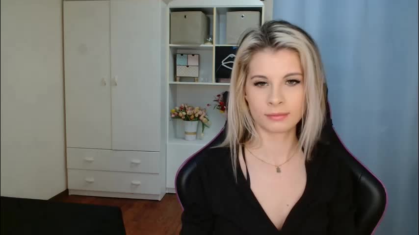 kristineamore Adult Chat March 19, 2026