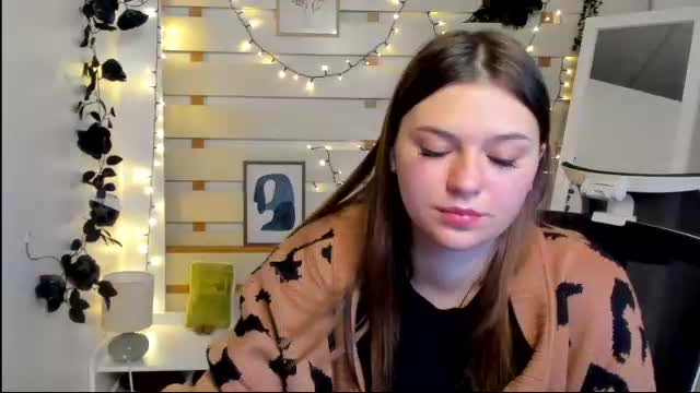 monika_youu Adult Chat March 19, 2026