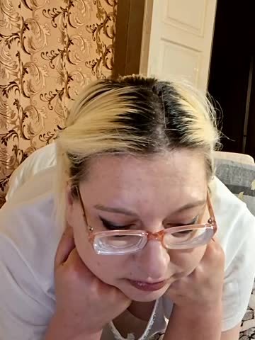 Vika211 Adult Chat March 19, 2026