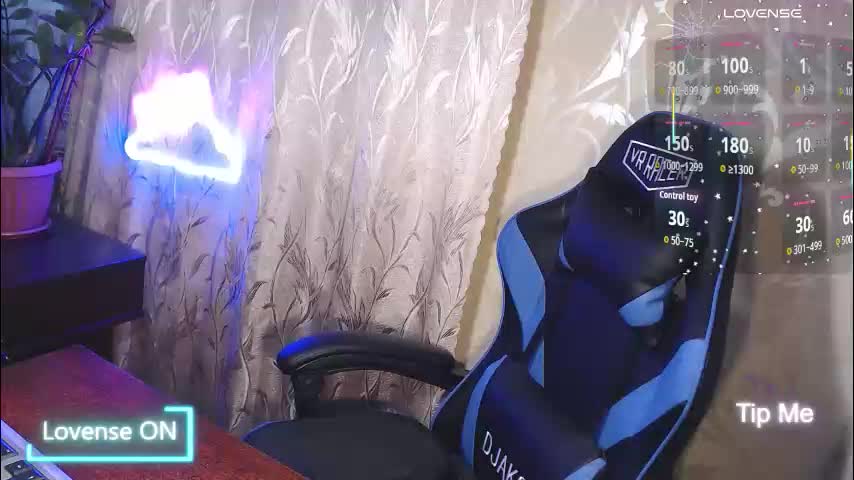 karolynafox Adult Chat March 19, 2026