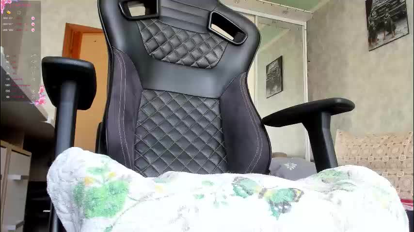 yourgirl_044 Adult Chat March 19, 2026