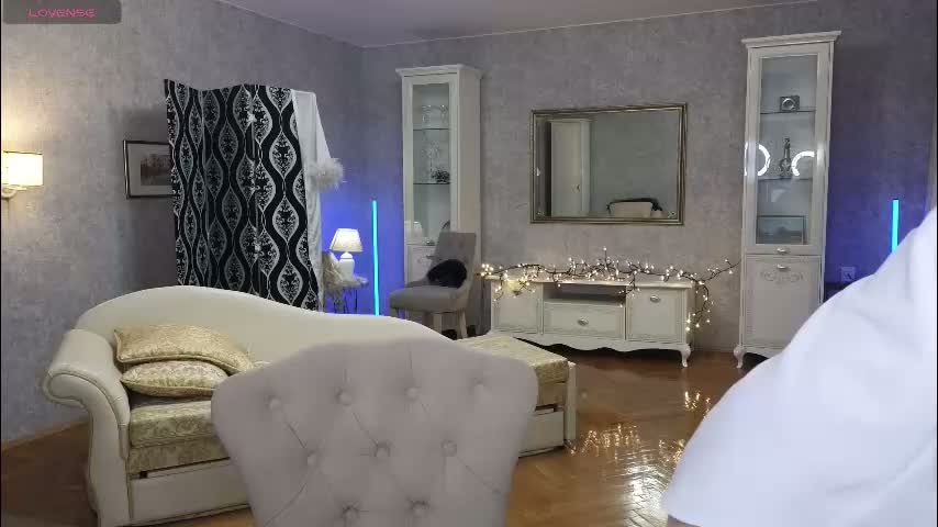 lina_flore Adult Chat March 19, 2026