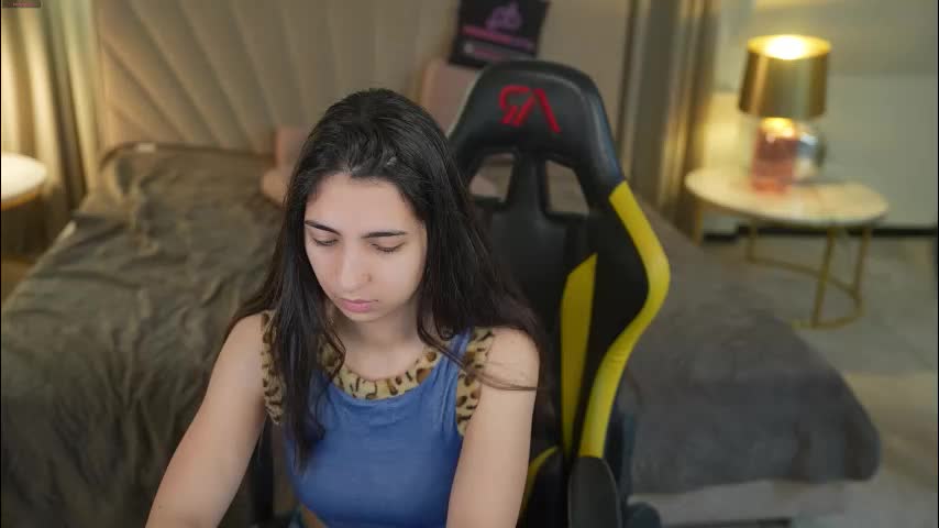 anabel2054 Adult Chat March 19, 2026