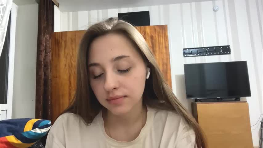 whitneyehlers Adult Chat March 19, 2026