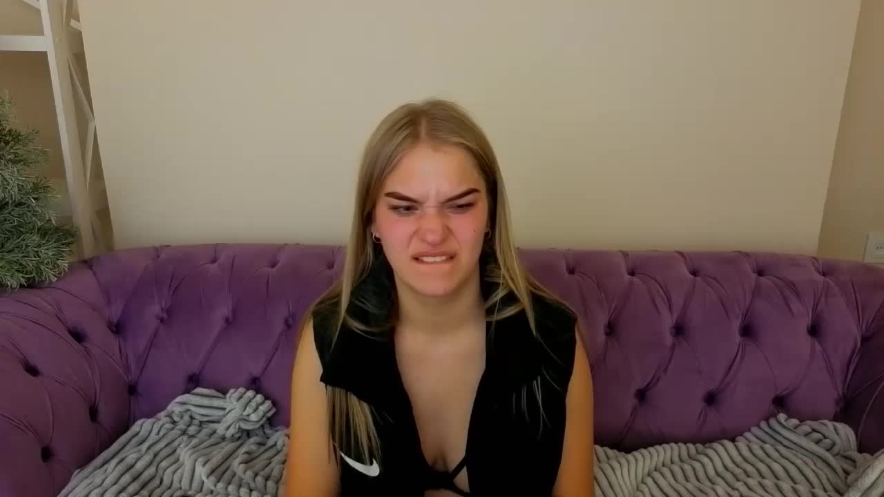 AlinaLemon Adult Chat March 19, 2026