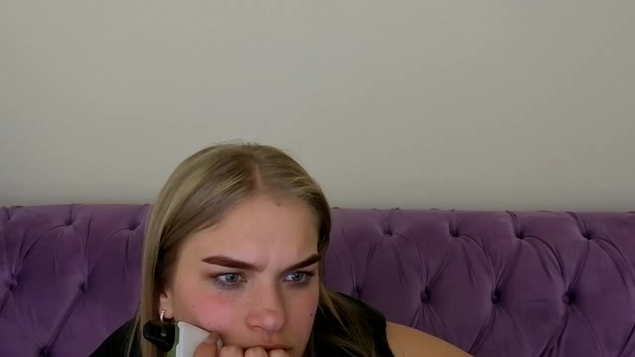 AlinaLemon Adult Chat March 19, 2026