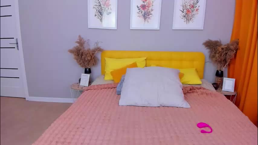 miasilk Adult Chat March 19, 2026