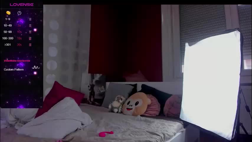 bigbuttmyra Adult Chat March 19, 2026