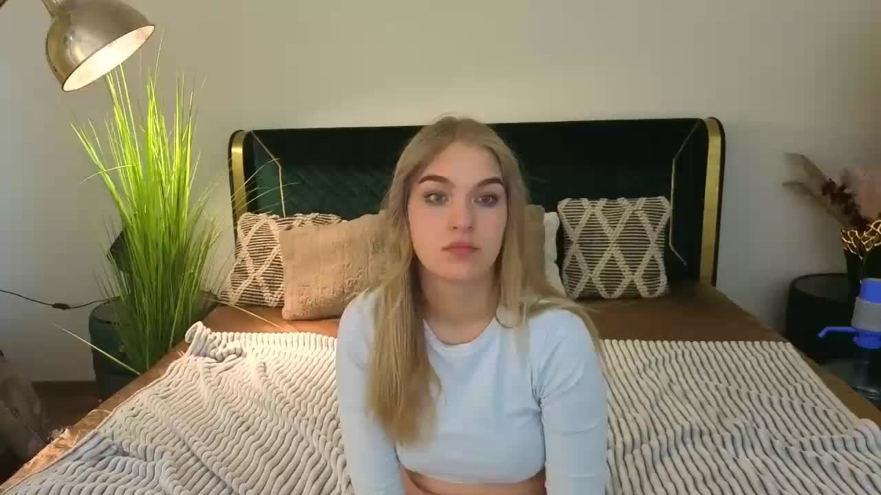 AlinaLemon Adult Chat March 19, 2026