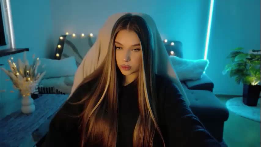 milkydream_ Adult Chat March 19, 2026