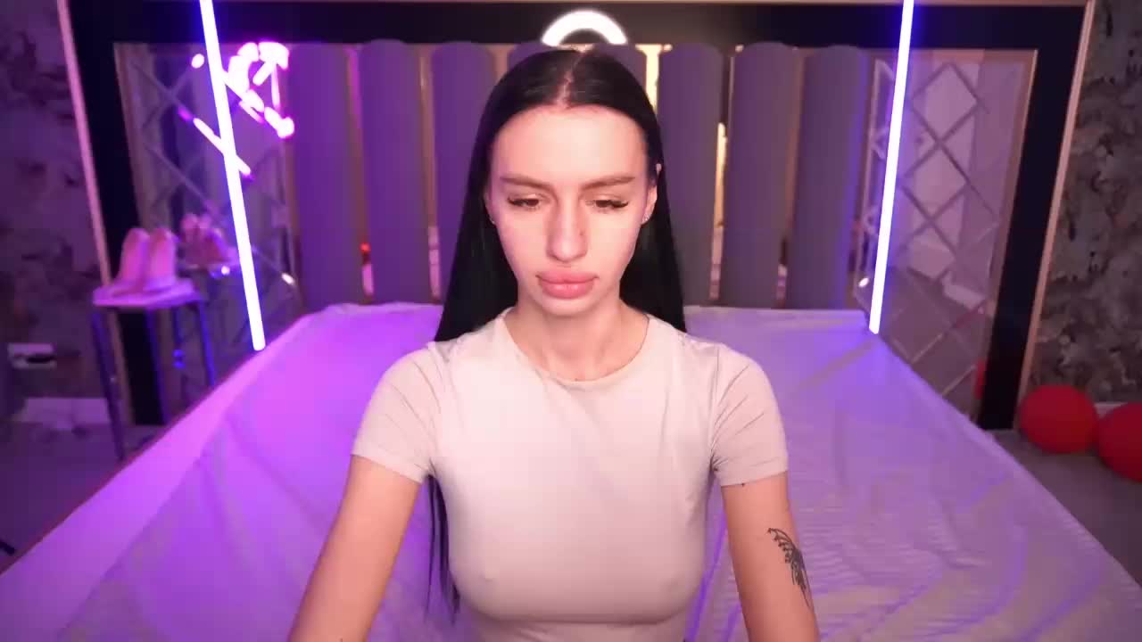 SnowWhiteee Adult Chat March 19, 2026