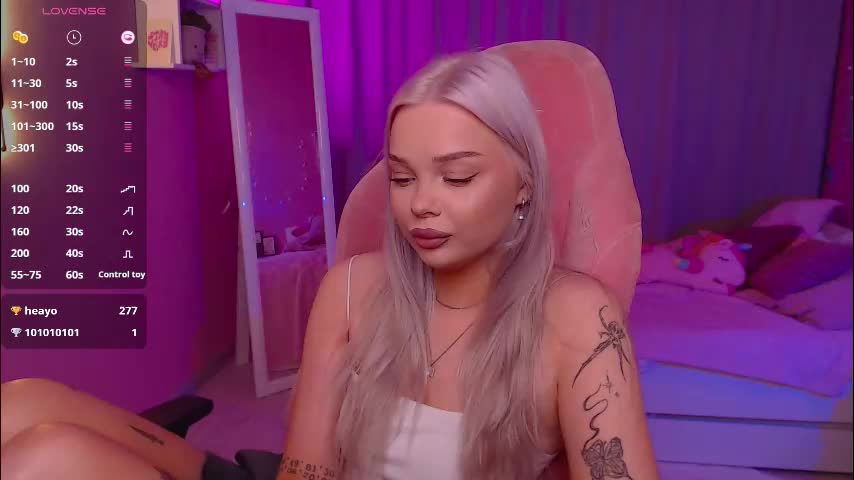 leslie_caronn Adult Chat March 19, 2026