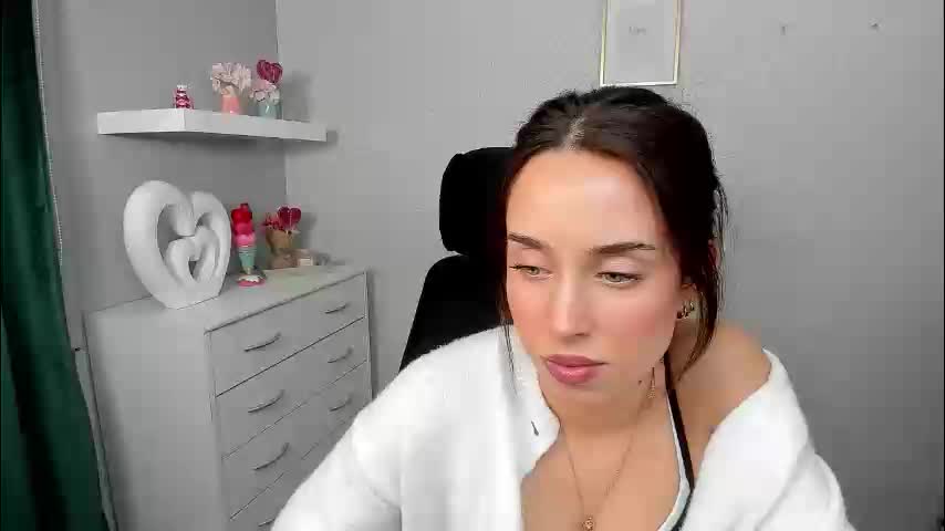 adelesolo Adult Chat March 19, 2026