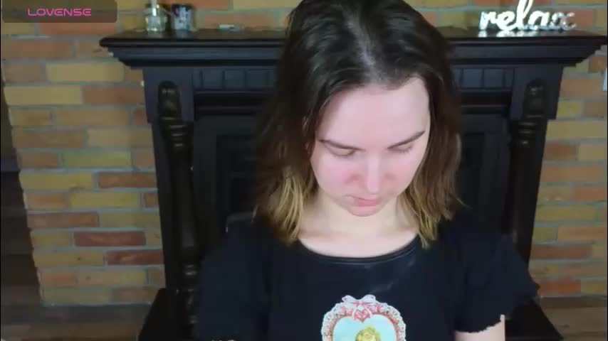 ellie_babyy Adult Chat March 19, 2026