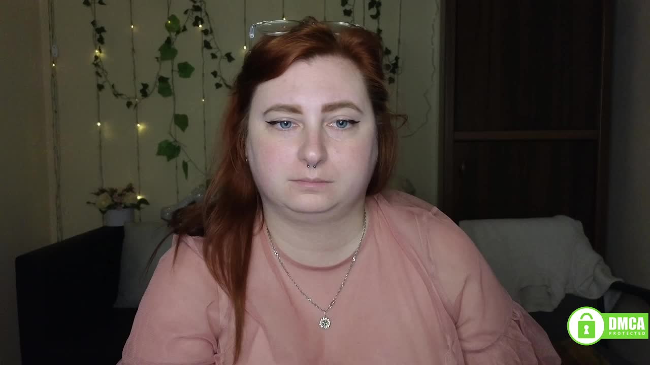 Aliciaredluv Adult Chat March 19, 2026