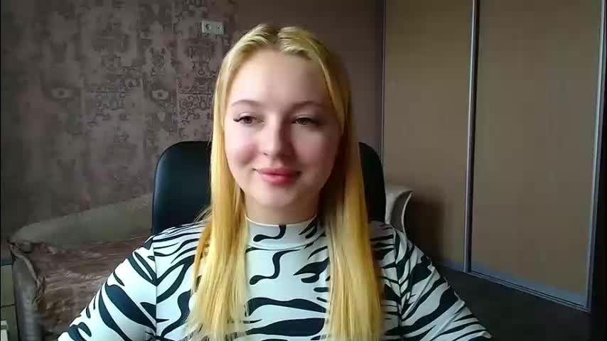 _mila_la_ Adult Chat March 19, 2026